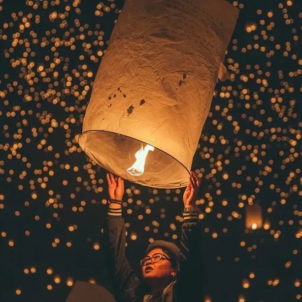 Loy Krathong, the lantern festival