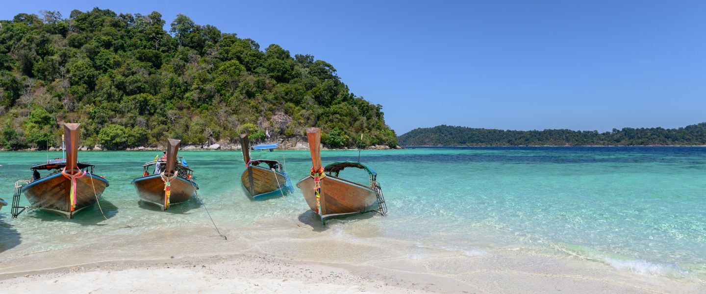 Thailand in April: why choose this time to travel?