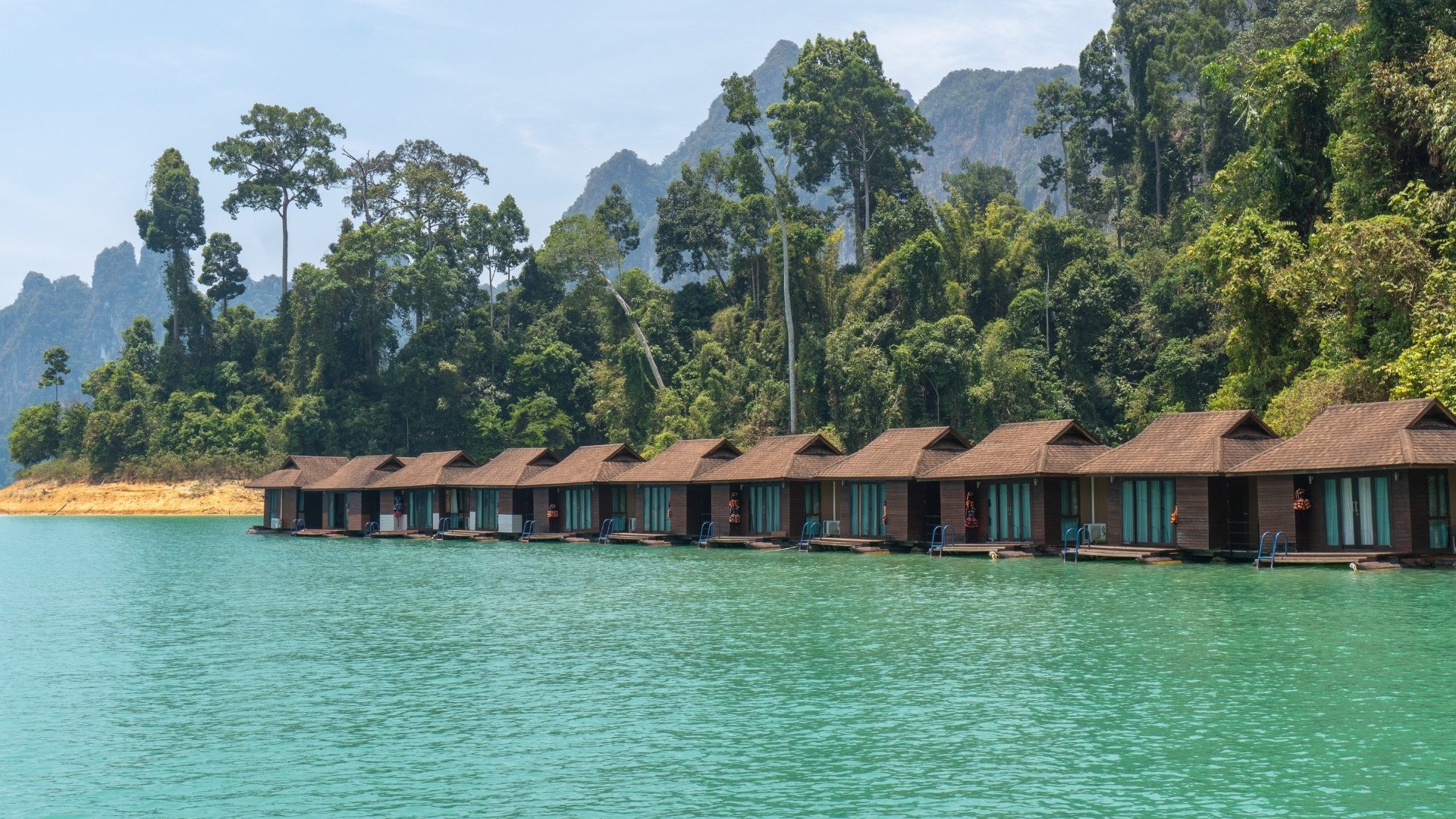 Khao Sok : une nuit dans un hôtel flottant sur le lac Cheow Lan
