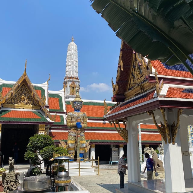 Thank you to Odasie for these two perfect weeks in Thailand.
Our trip went flawlessly, with hotels and activities perfectly suited to our family with two children, including a 4 year-old. From Bangkok to the Erawan waterfalls and the beaches of Krabi, the diversity of landscapes was incredible, if we had to do it all over again, we wouldn’t change a thing.
One thing is certain: if we travel again, we will definitely contact Odasie.